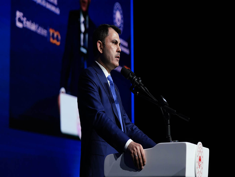 'BAYRAMDAN SONRA �STANBUL�DA KURALARI �EKECE��Z'